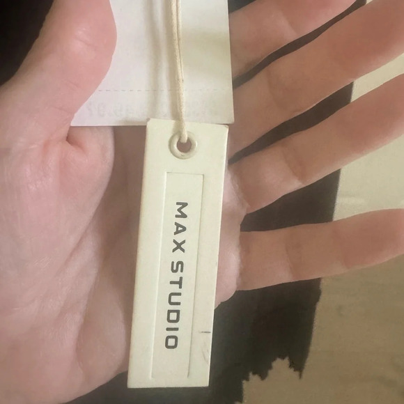 Max Studio size XL sleeveless black dress. - Picture 5 of 9